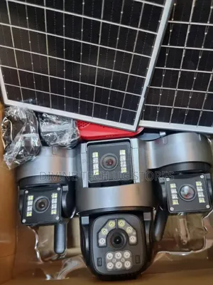 4lens-Solar-Powered Security Camera With 2 Solar Panels