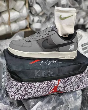 Nike Air Force X Undefeated