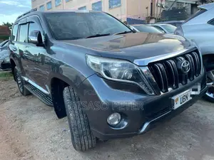 Toyota Land Cruiser Prado 3.0 TD 2013 Gray