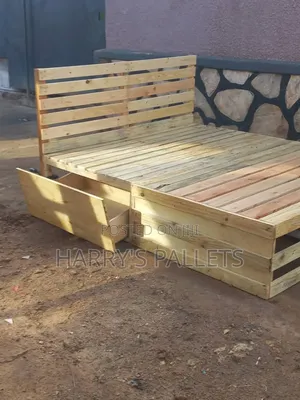 Pallet Bed