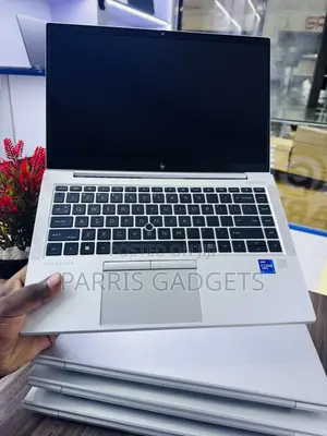 Laptop HP EliteBook 840 G8 8GB Intel Core i7 SSD 256GB