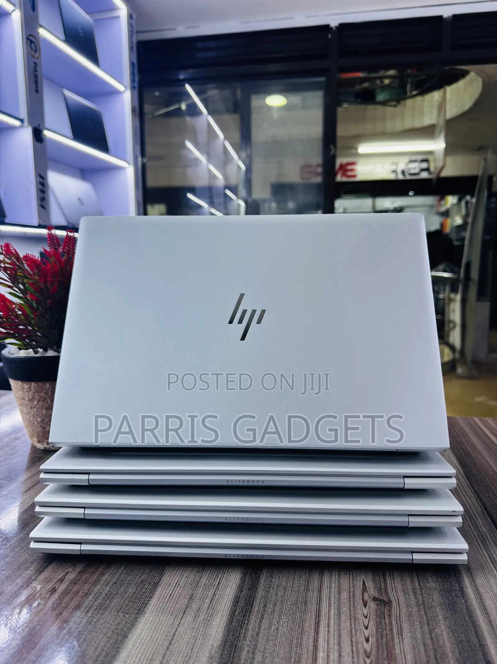 Laptop HP EliteBook 840 G8 8GB Intel Core i7 SSD 256GB