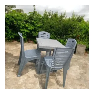 Plastic Table and Chairs Plastic Table and Chairs for Bars/Hotels