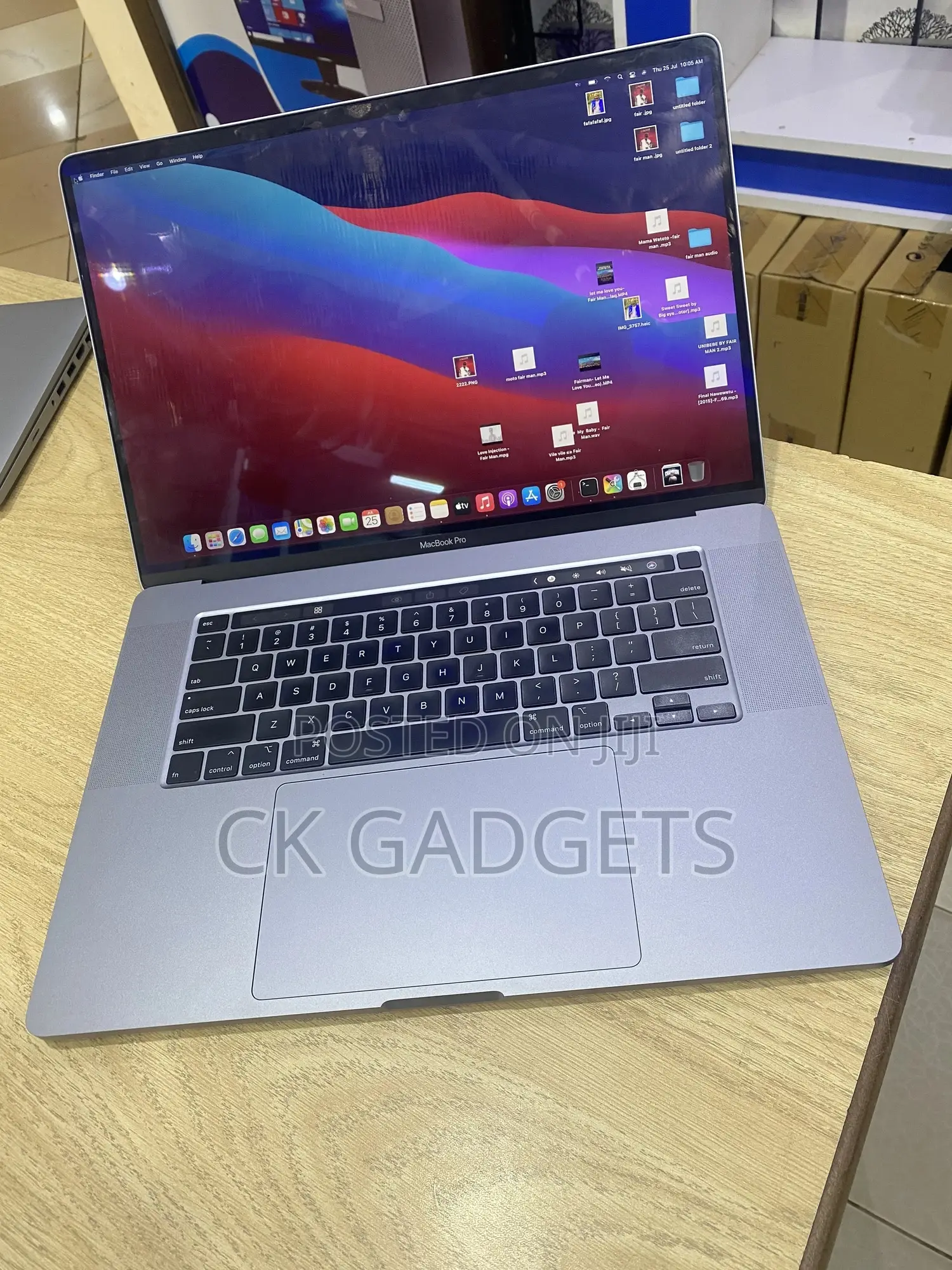 Laptop Apple MacBook Pro 2019 32GB Intel Core i9 SSD 1T
