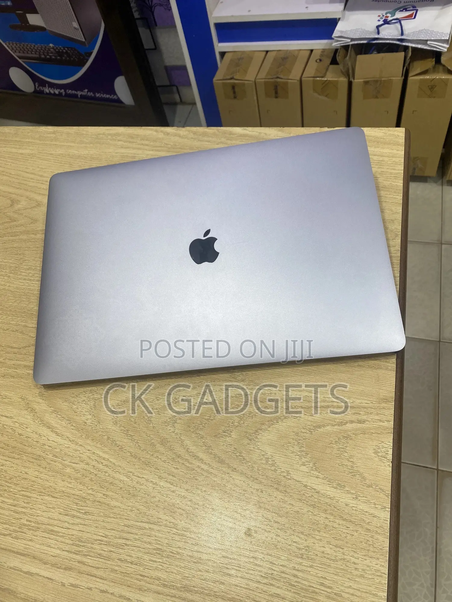 Laptop Apple MacBook Pro 2019 32GB Intel Core i9 SSD 1T