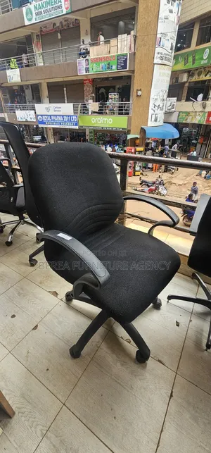 Simple Fabric Mid-Back Office Chair