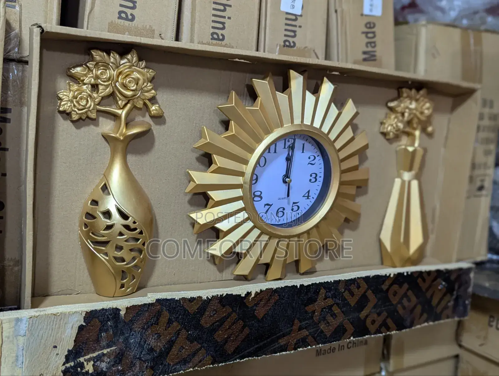 Luxury Wall Clock Decorations in Gold