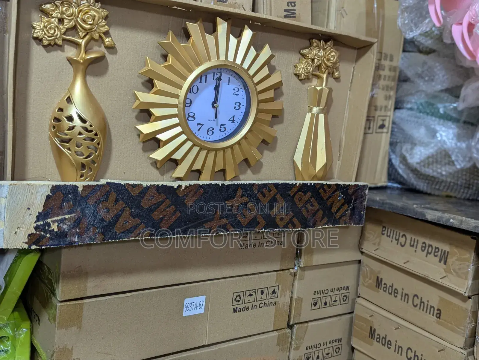 Luxury Wall Clock Decorations in Gold