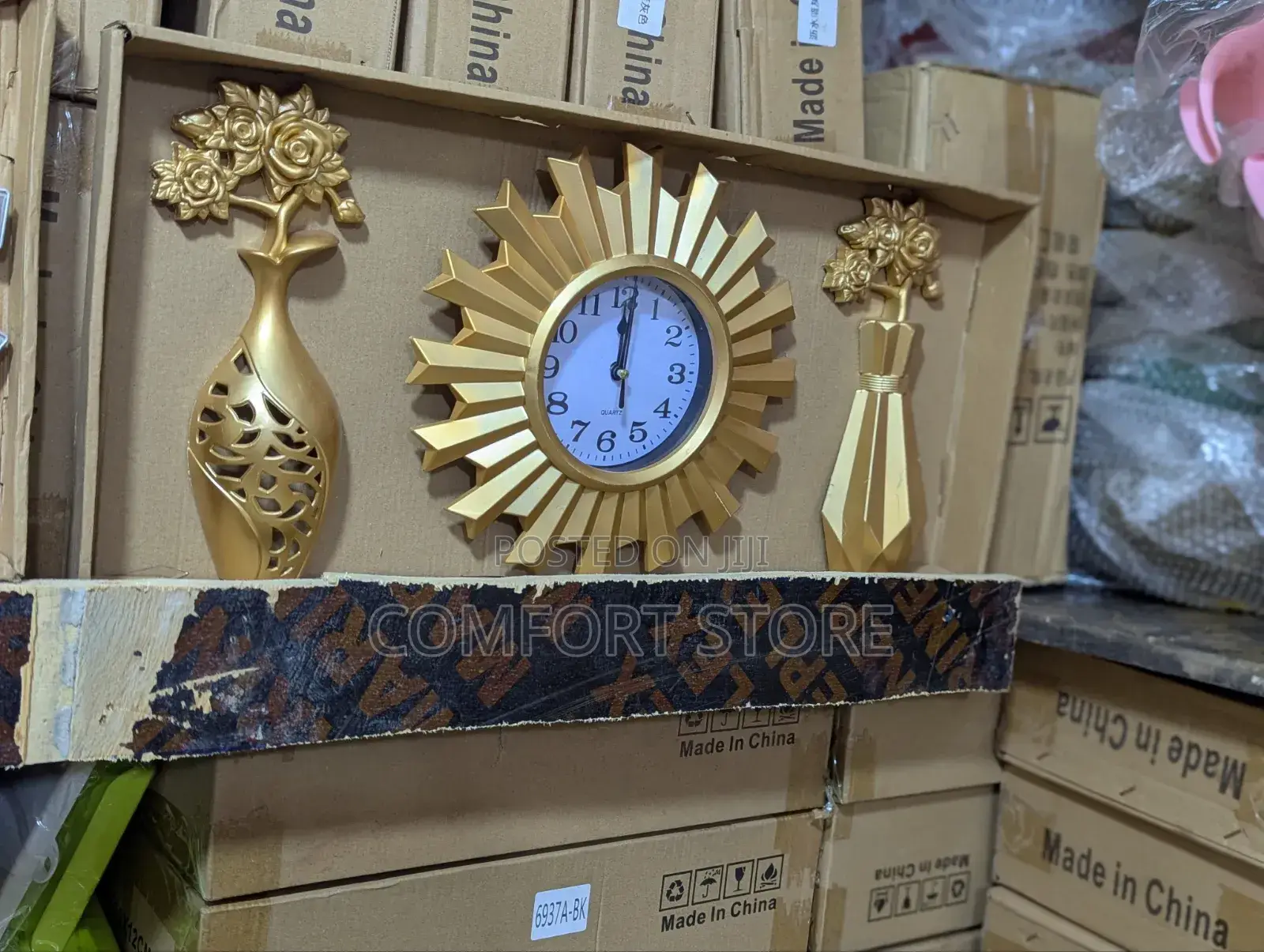 Luxury Wall Clock Decorations in Gold