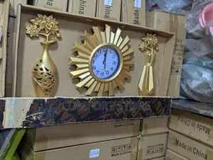 Luxury Wall Clock Decorations in Gold
