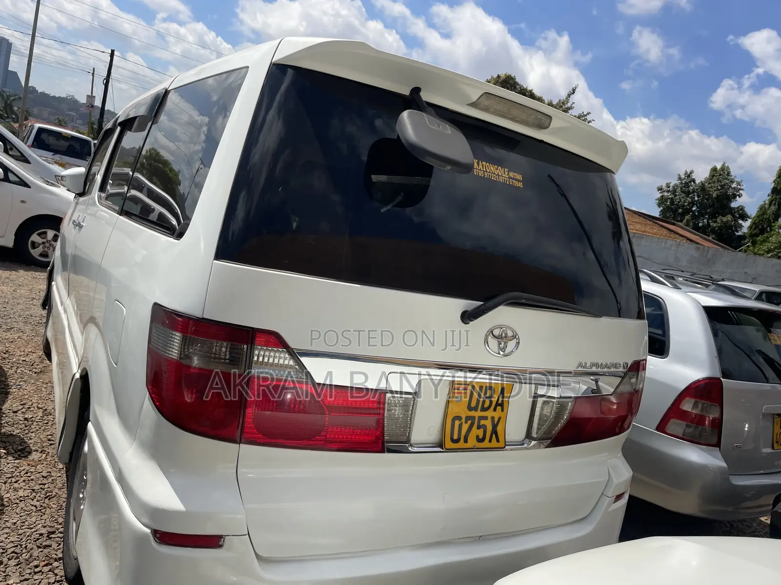 Toyota Alphard 2005 White