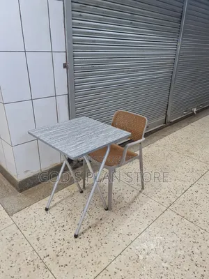 Gray Foldable Reading Table and Mesh Back Plastic Chairs