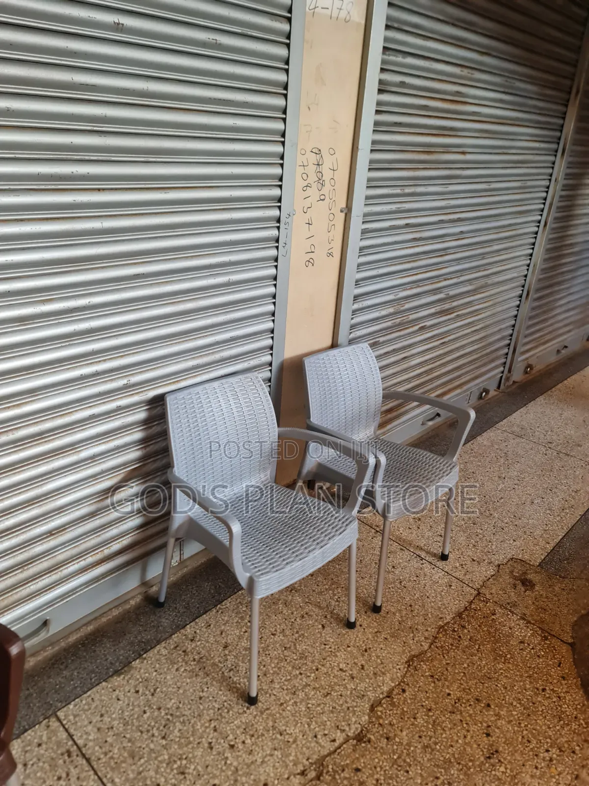Light Gray Indoor Outdoor Plastic Chairs Plastic Chairs