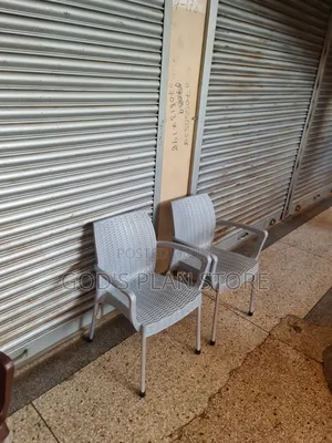 Light Gray Indoor Outdoor Plastic Chairs Plastic Chairs