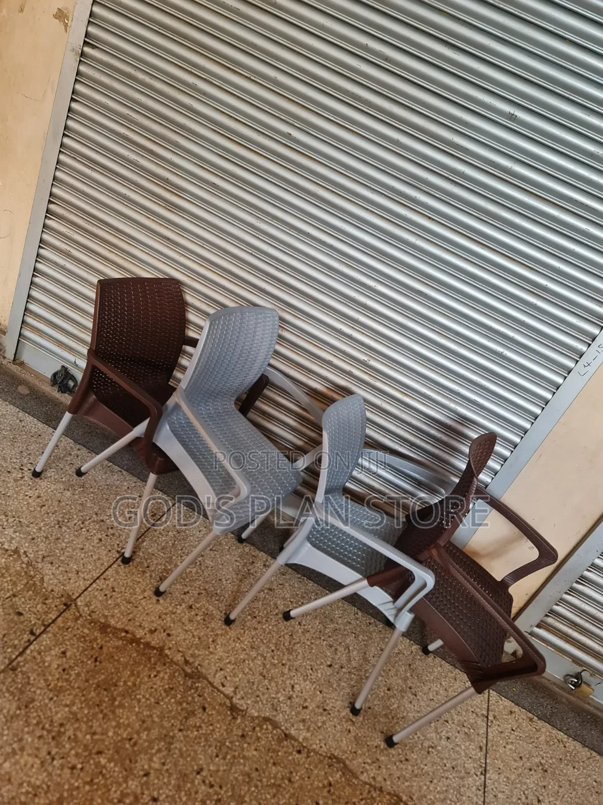 Tubular Legs Outdoor Plastic Chairs Plastic Chairs