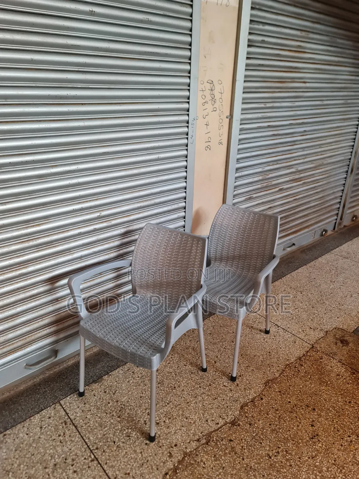 Tubular Legs Outdoor Plastic Chairs Plastic Chairs