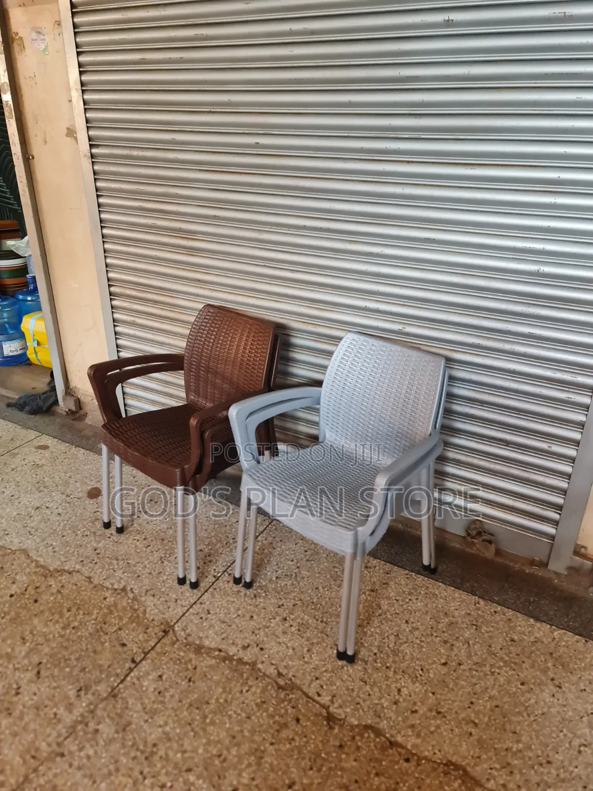 Tubular Legs Outdoor Plastic Chairs Plastic Chairs