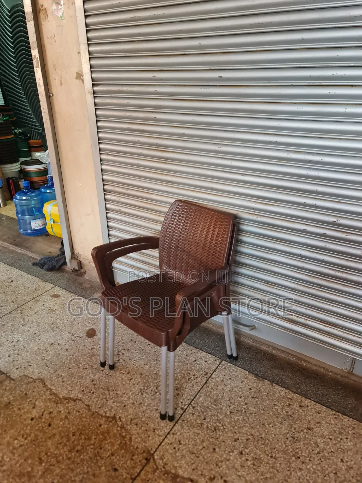 Tubular Legs Outdoor Plastic Chairs Plastic Chairs