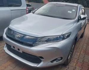 Toyota Harrier 2017 Silver