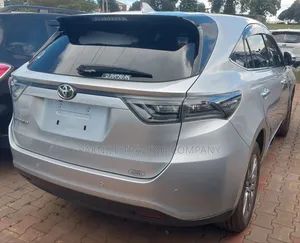 Toyota Harrier 2017 Silver