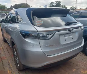Toyota Harrier 2017 Silver