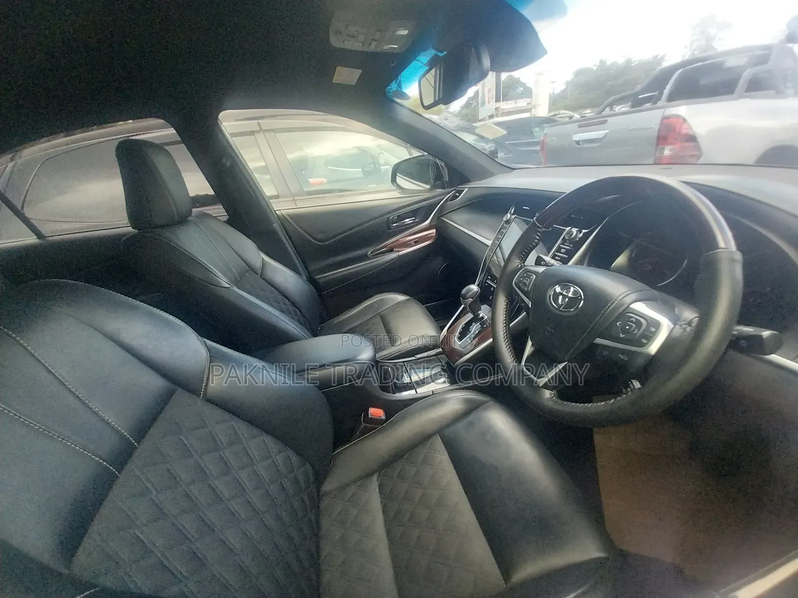 Toyota Harrier 2017 Silver