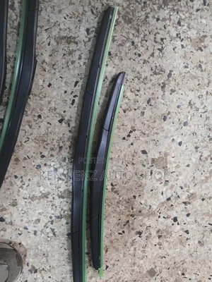 Windshield Wiper Blades for Toyota Alphard 2004 - 2008