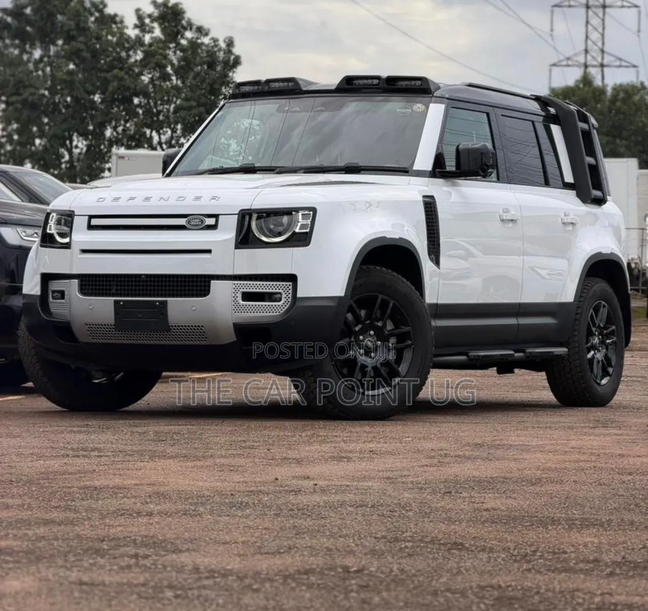 Land Rover Defender 2025 White