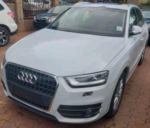 Audi Q3 2012 White