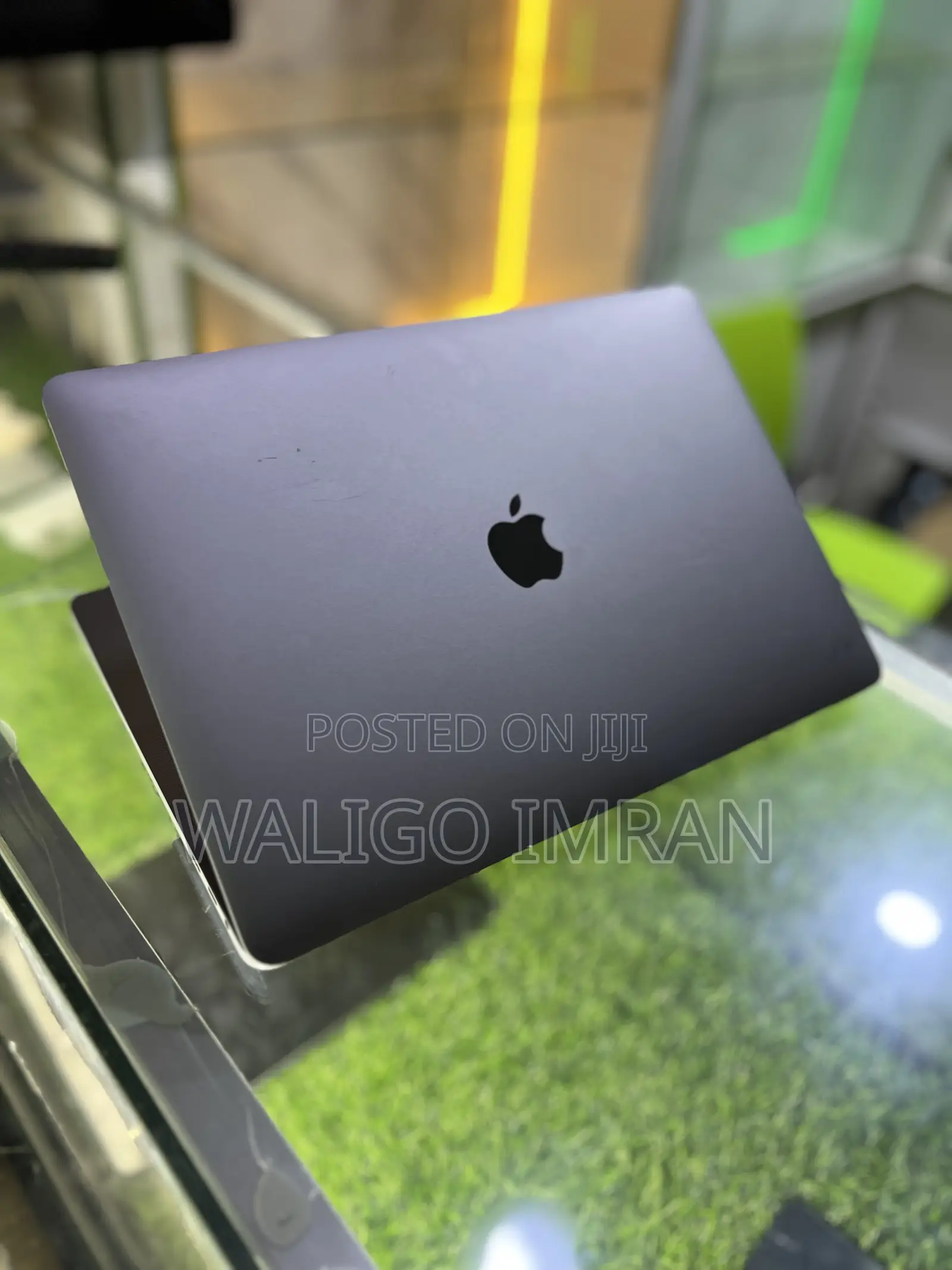 Laptop Apple MacBook Pro 2018 8GB Intel Core i5 SSD 256GB