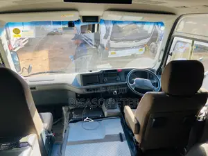 Toyota Coaster 2017 Silver
