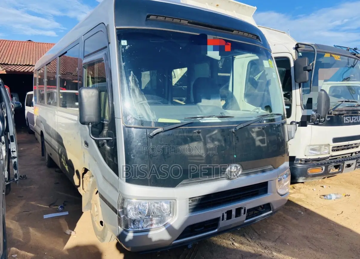 Toyota Coaster 2017 Silver