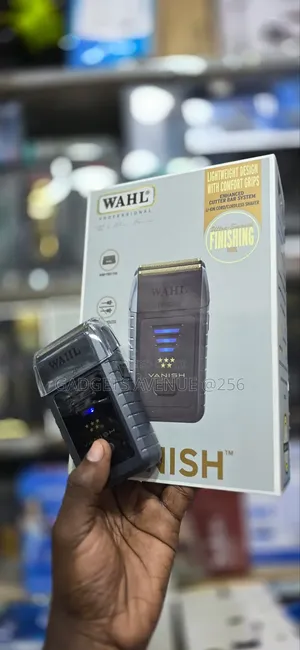 Wahl Professional 5 Star Vanish Shaver.
