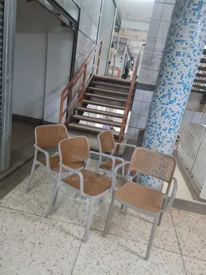 Advanced Plastic Chairs Plastic Chairs