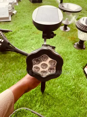 7w Solar Led Garden Spot Light Waterproof Landscape Lamp