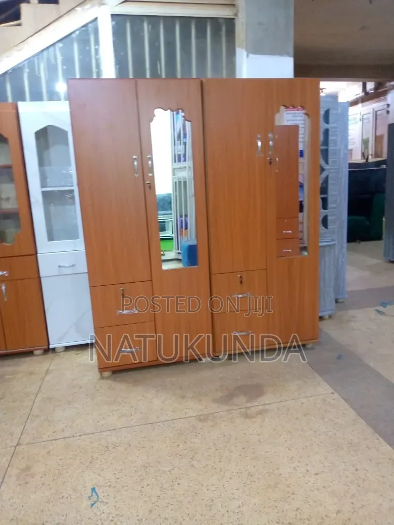Brown Wardrobe With Mirror