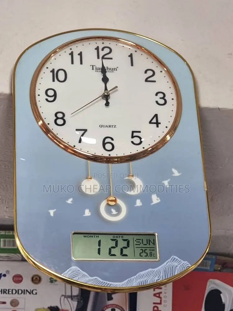 Nove Clock