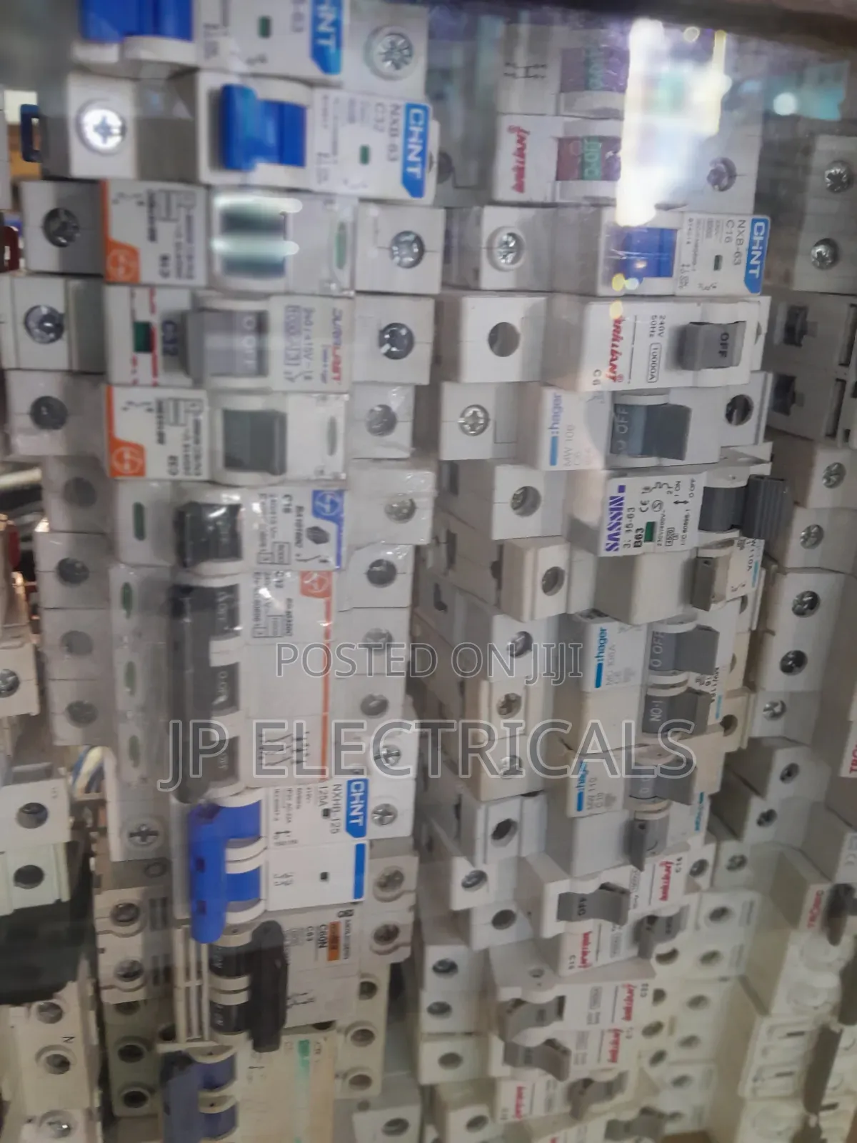 Socket Breker Single Pole