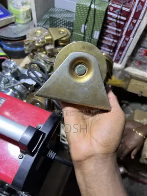 Metallic Gate Rollers v-Shaped Sizes2”,2.5”,3”,4”