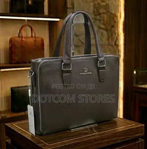 Virtus Nova Executive Leather Business Briefcase