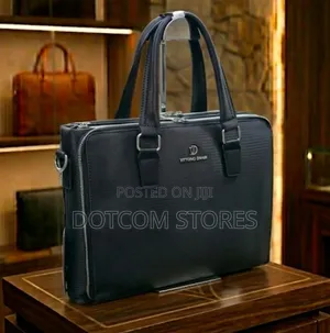 Virtus Nova Executive Leather Business Briefcase