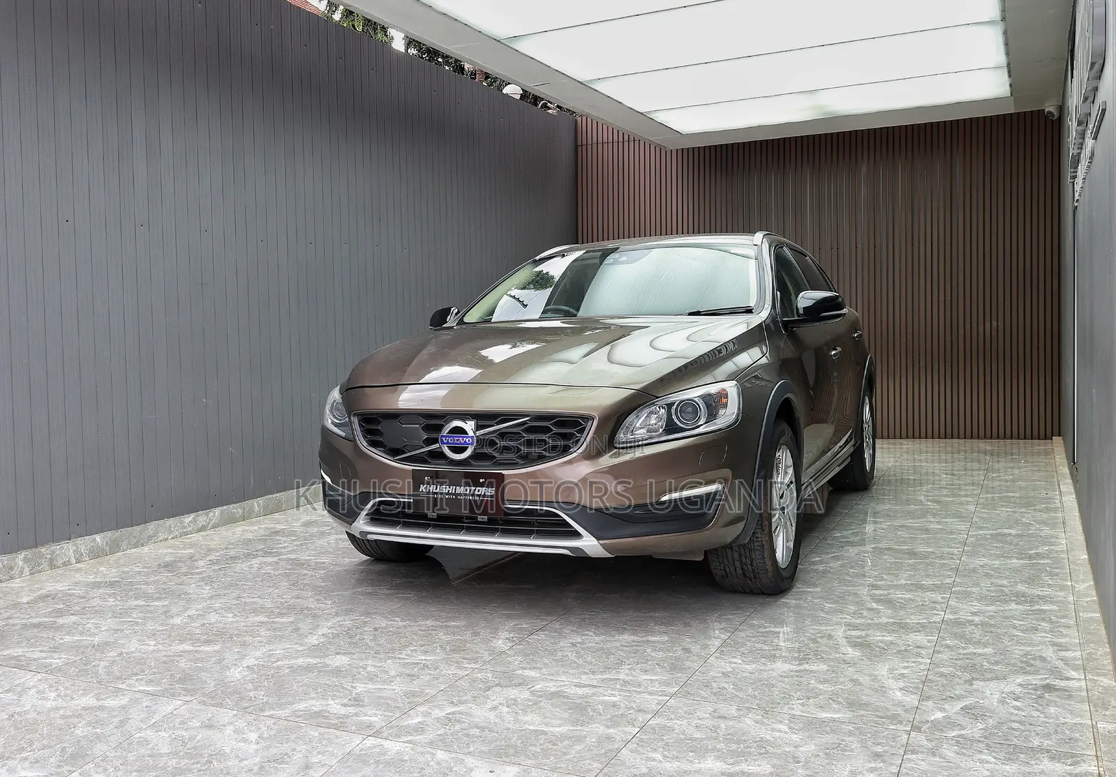 Volvo V60 2017 Brown