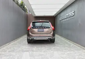 Volvo V60 2017 Brown