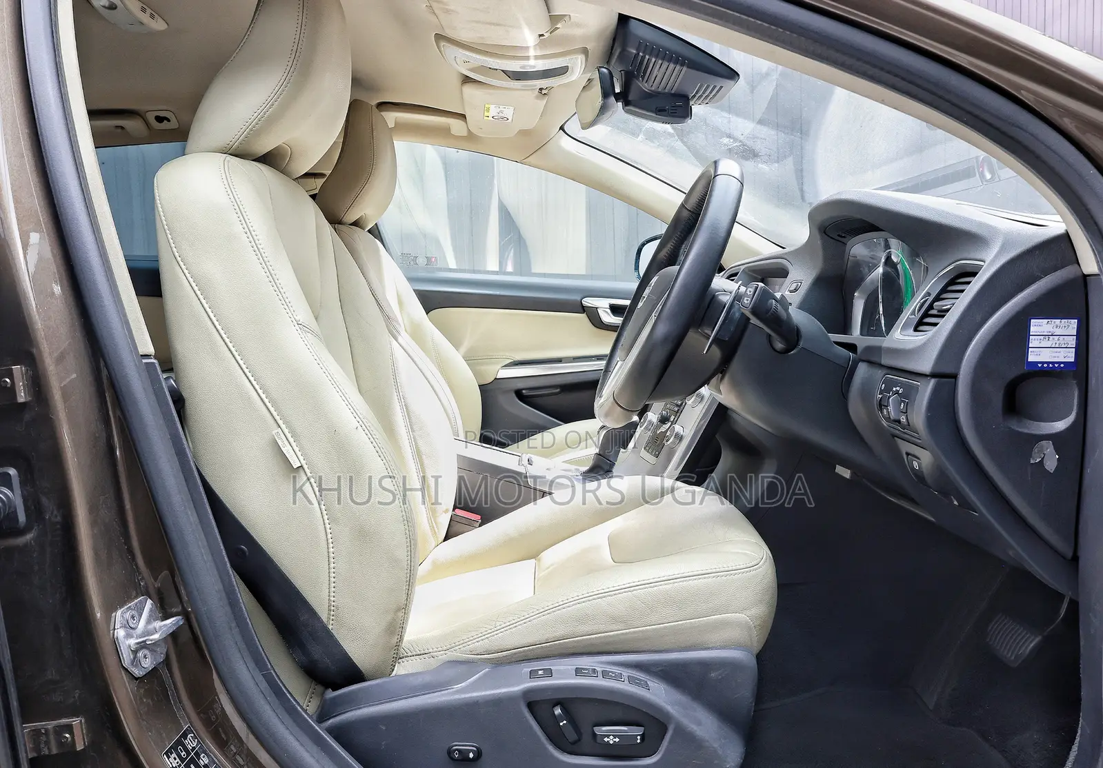 Volvo V60 2017 Brown