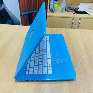 New Laptop HP Stream 14-cb130nr 4GB Intel Celeron SSD 32GB