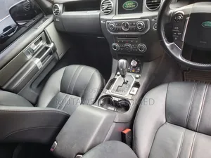 Land Rover Discovery 2013 Gray