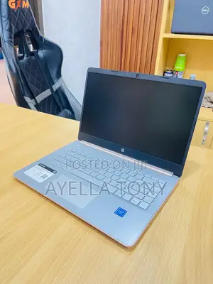 New Laptop HP Stream Laptop 8GB Intel Core i7 SSD 256GB