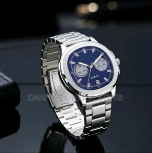 Unisex Business Casual Wrist Watch With Calendar Function.
