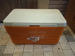 Commercial 120litres Insulated Water Cooler Ice Chiller Box