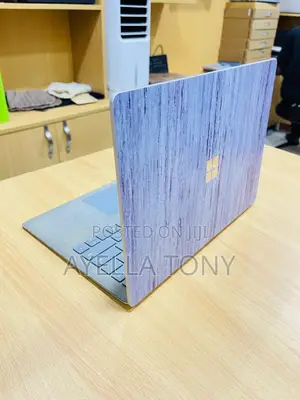 New Laptop Microsoft Surface 16GB Intel Core i7 SSD 1T